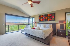 5 bedrooms, desk, iron/ironing board, travel crib