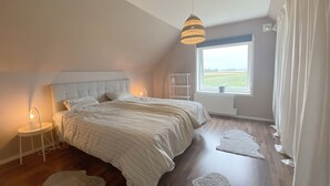 4 slaapkamers, een strijkplank/strijkijzer, gratis wifi