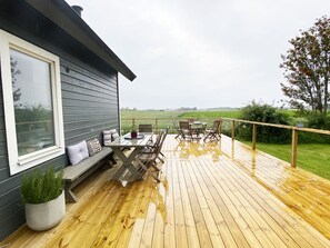 Outdoor dining - Semesterbostad i Skottorp, Laholm SE02116 (Skottorp)