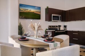 Dining - Soho Garden Grand patio (San Juan)