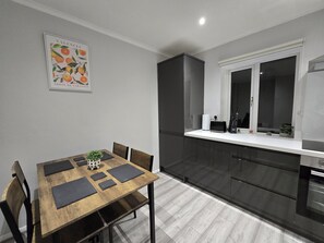 Dining - Shrewsbury Creations (Shrewsbury)