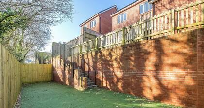 Peninsula Suites - The Tors