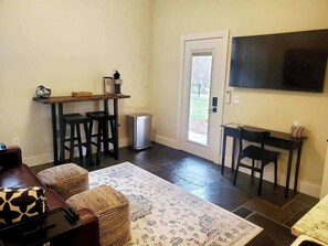 Interior - The Studio @ Shiloh S (Leesburg)