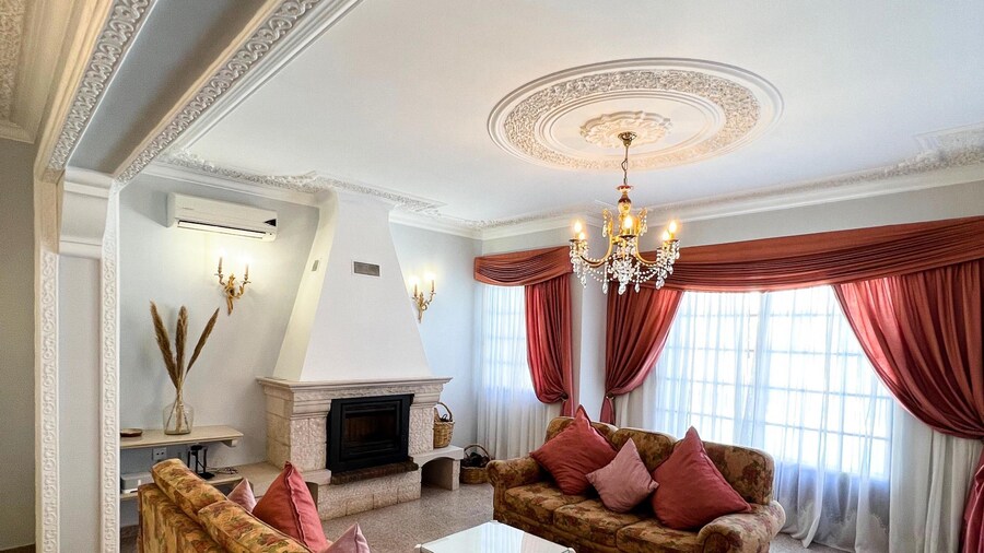 Summer Villa With Heated Private Pool