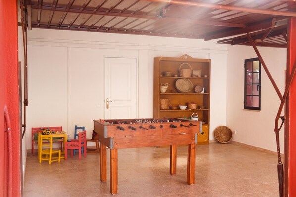 Villa, para fumadores | 5 habitaciones 