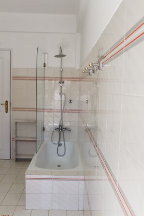 Villa, Smoking | 5 bedrooms - Summer Villa With Heated Private Pool (Faro)