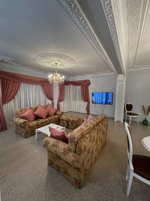 5 camere