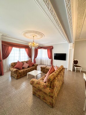 Villa, Smoking | 5 bedrooms