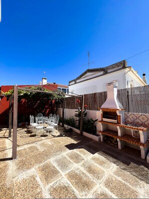Villa, Smoking | 5 bedrooms - Summer Villa With Heated Private Pool (Faro)