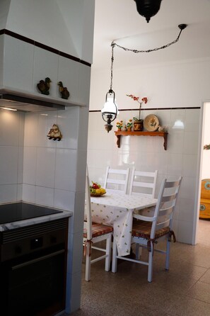 Villa, Smoking - Summer Villa With Heated Private Pool (Faro)