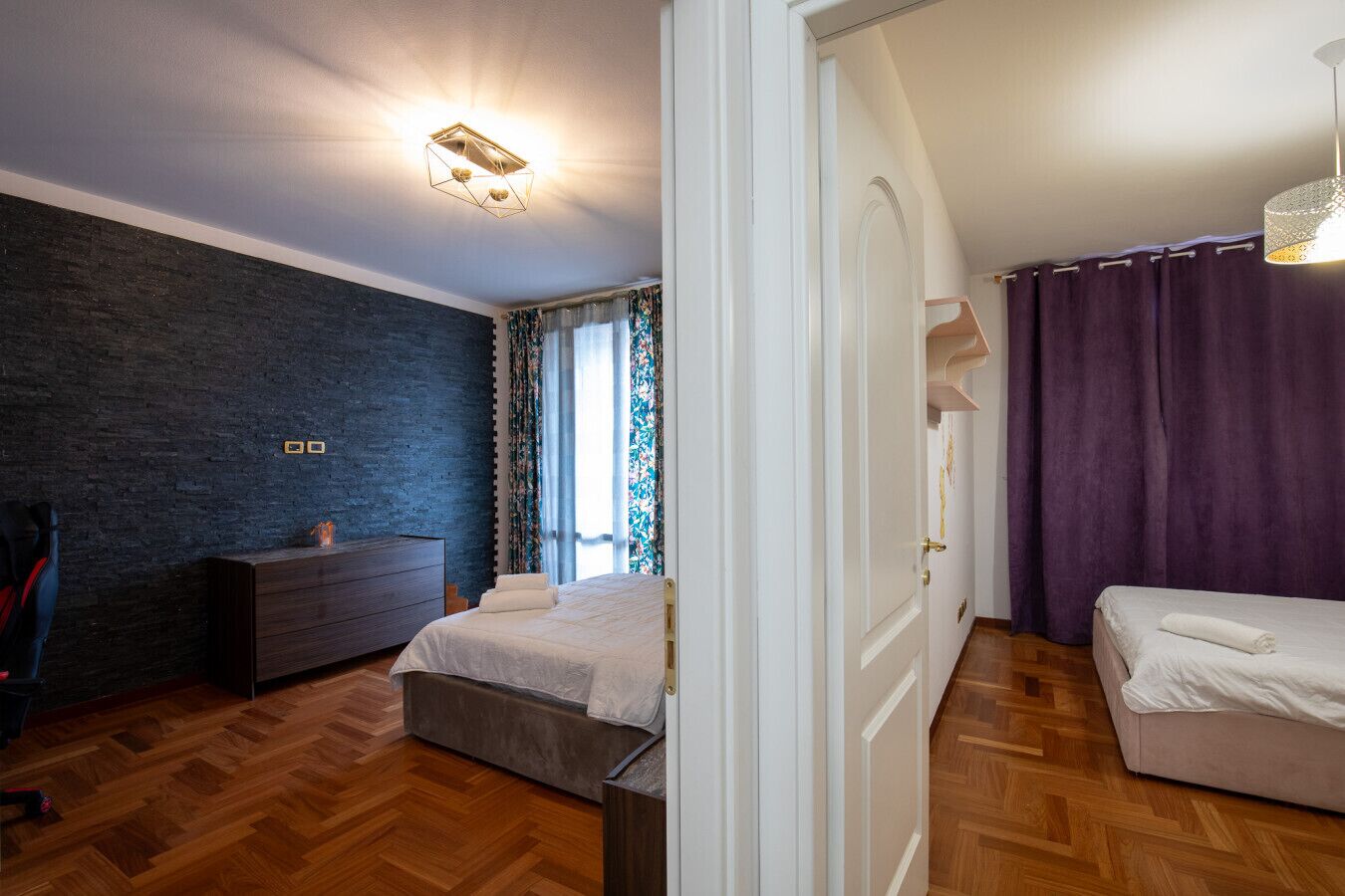 4 bedrooms, desk, WiFi, bed sheets