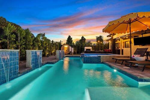 Old Town | Free Heated Pool | Spa | Sauna