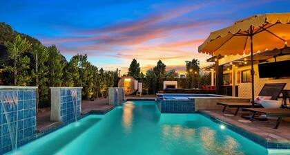 Old Town | Free Heated Pool | Spa | Sauna