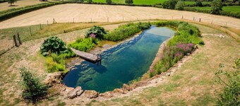 Isla's Den - peaceful, private garden/Sauna, swimming lake, Spa and Wellness