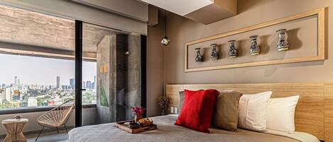 1 bedroom, in-room safe, laptop workspace, free WiFi