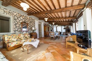 Smart TV - Villa with private beach and pool (Toscana)