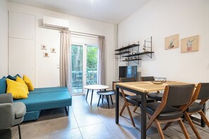 Dining - Evaggelismos Apt Metro Station 1 bdrm 2pers by MPS (Athina)