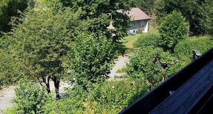 Cozy vacation apartment with large balcony. Mountain view included.