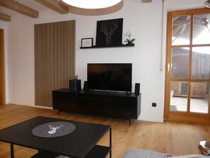 Interior - Cozy vacation apartment with large balcony. Mountain view included. (Pfronten)