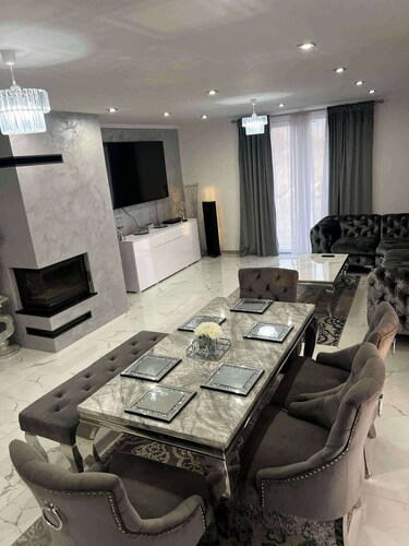 4-bed Villa Retreat - Bbq, Garden & Stunning Views