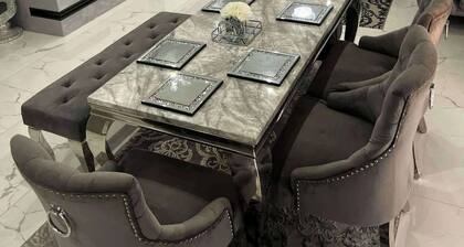 4-bed Villa Retreat - Bbq, Garden & Stunning Views