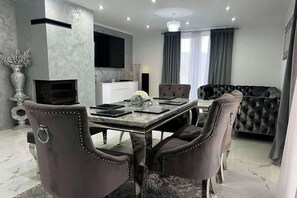 Villa | Interior