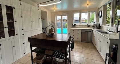 Cosy Cute Cambridge Home!