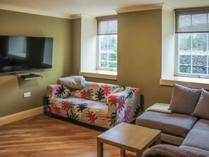 Living area - 2 bedroom accommodation in Morfa Bychan, near Porthmadog (Morfa Bychan, near Porthmadog)