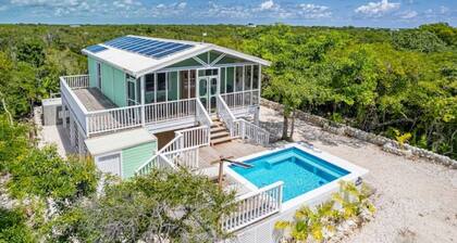 Slack Tide - 2BR House at Secret Beach with Private Pool