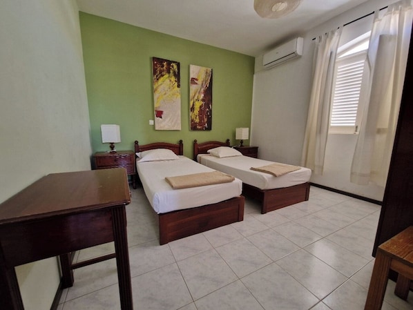 1 bedroom