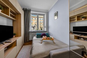 1 bedroom, iron/ironing board, free WiFi, bed sheets
