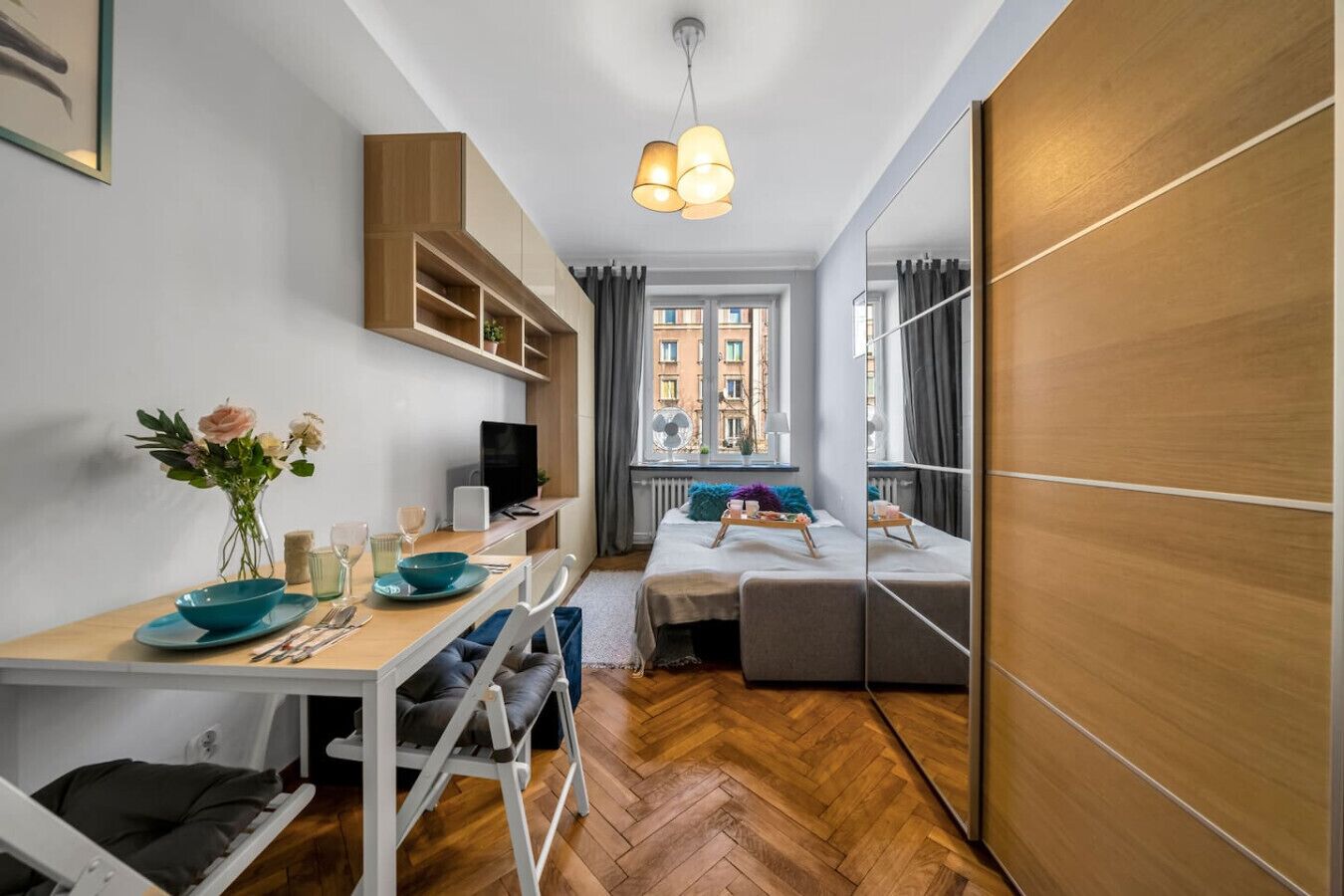 1 chambre, fer et planche à repasser, accès au Wi-Fi (inclus)