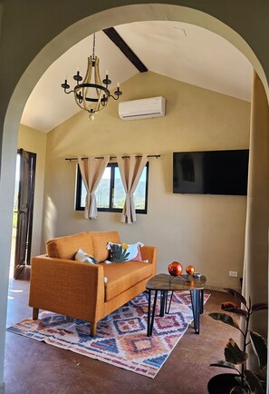 Smart TV - Charming fully equipped cottage in Valle de Guadalupe - Early check in! (Ensenada)