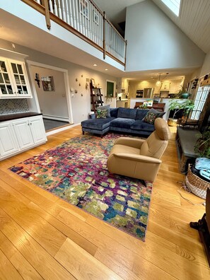 Smart-TV, peis, videospill og bøker