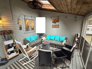Smart TV, fireplace, video games, books