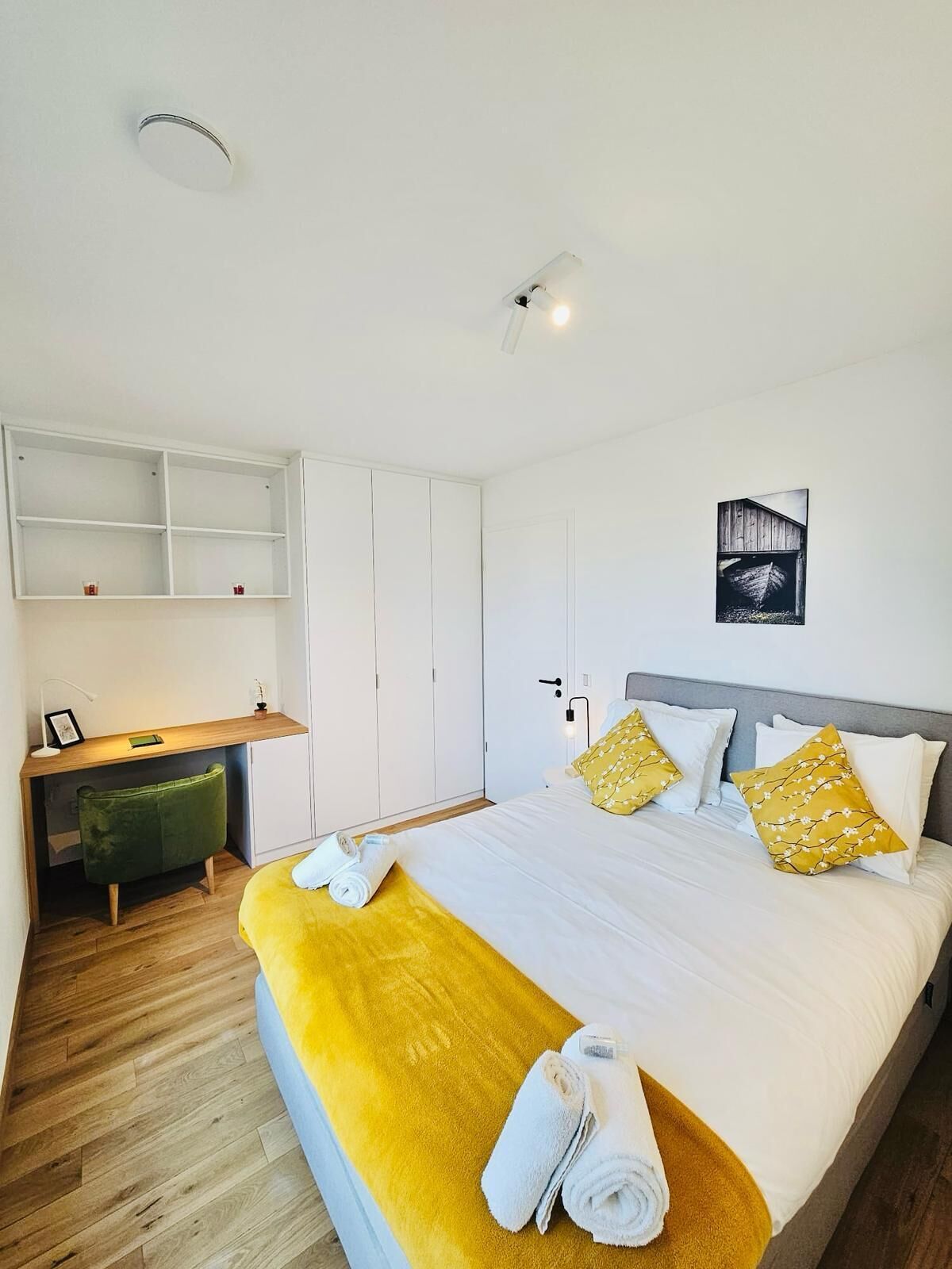 3 habitaciones, tabla de planchar con plancha y wifi gratis 