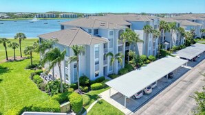 Unclassified image, 4 of 18, button - Amazing Sunsets-Golf Country Club-Pickleball-Pools-Restaurant-Bar and more (Fort Myers)