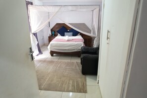 3 dormitorios, tabla de planchar con plancha, wifi y ropa de cama