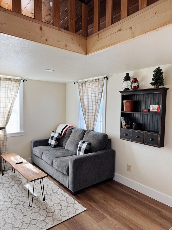 Lela - Fully Furnished 6 Person Cottage For Short Or Mid-term Stays - Texas