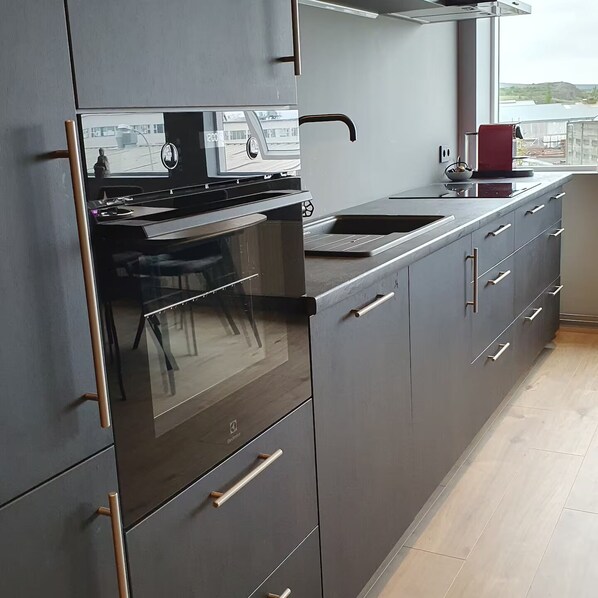 Microwave, oven, dishwasher