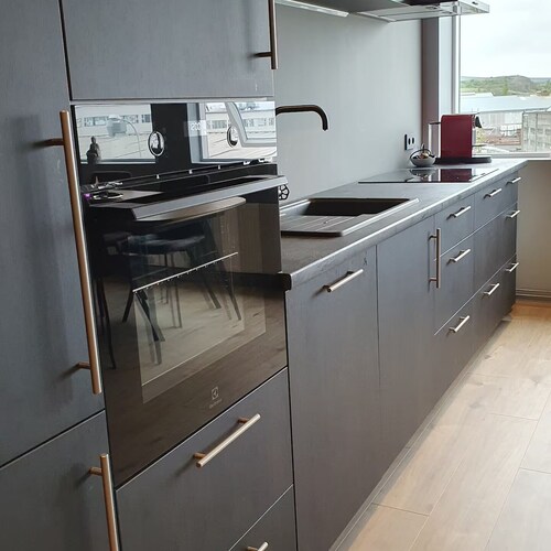 Cozy top floor apartment.