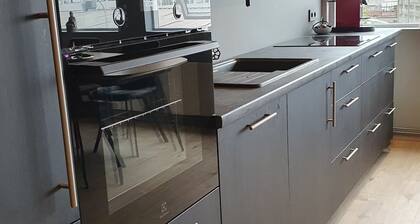 Cozy top floor apartment.