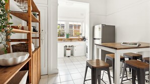 Uklassifisert bilde, 4 av 12, knapp