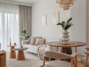 TV - Kępa Mieszczańska Deluxe Studio (Wroclaw)