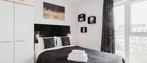 1 chambre, fer et planche Ă repasser, Wi-Fi, draps fournis