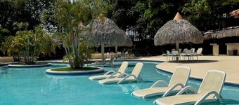 Coronado Luxury Club & Suites - swim up suite with access to all amenities!
