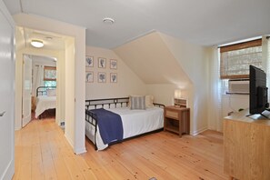 4 chambres, fer et planche à repasser, Wi-Fi, draps fournis