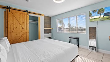 Free WiFi, bed sheets