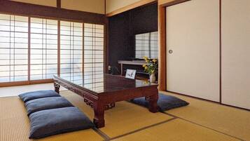 Family Villa | Living area