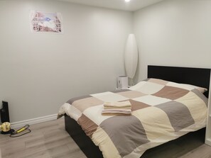 2 Schlafzimmer, Bügeleisen/Bügelbrett, WLAN, Bettwäsche